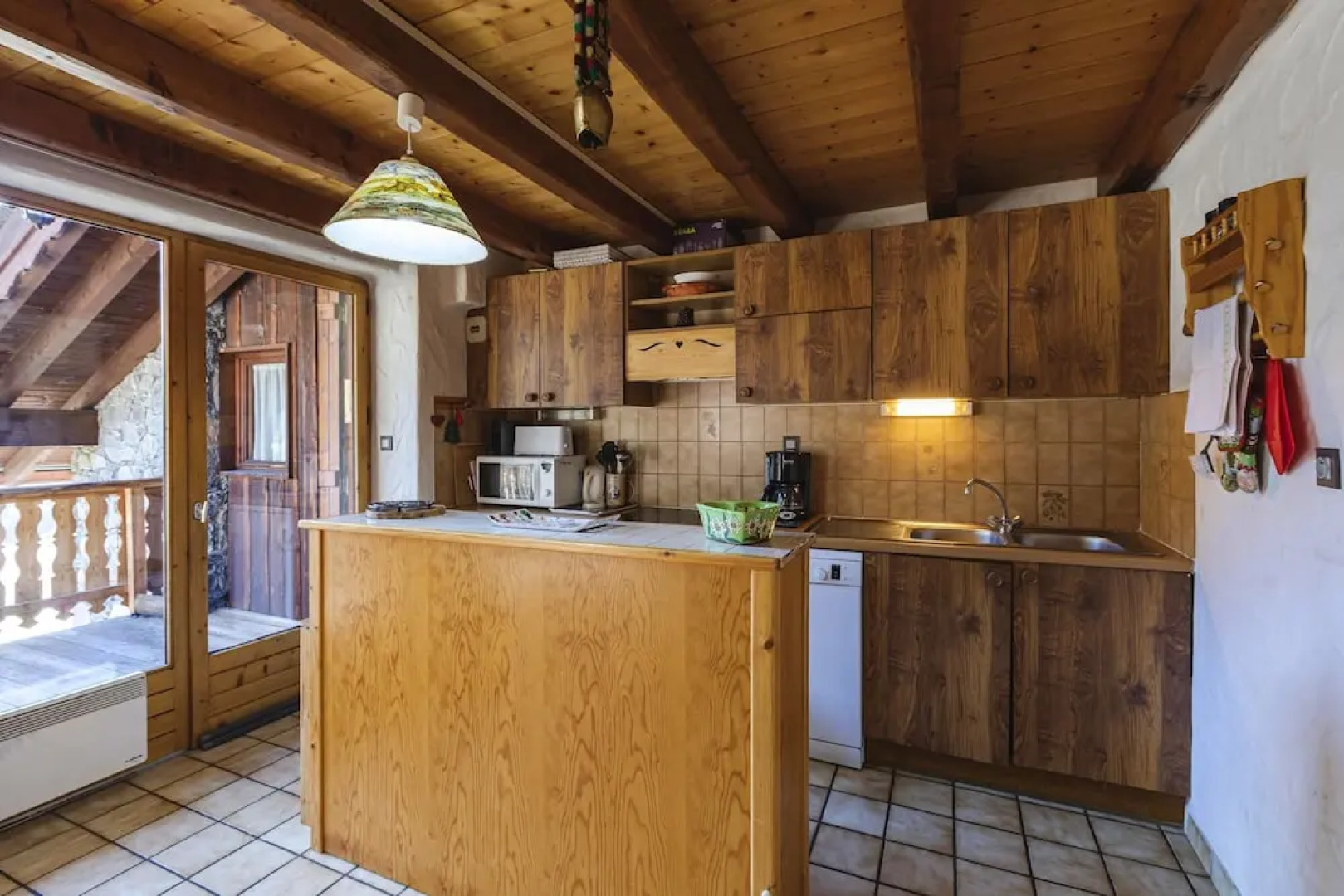 Chalet With 3 Bedrooms in Champagny en Vanoise, With Wonderful Mountai