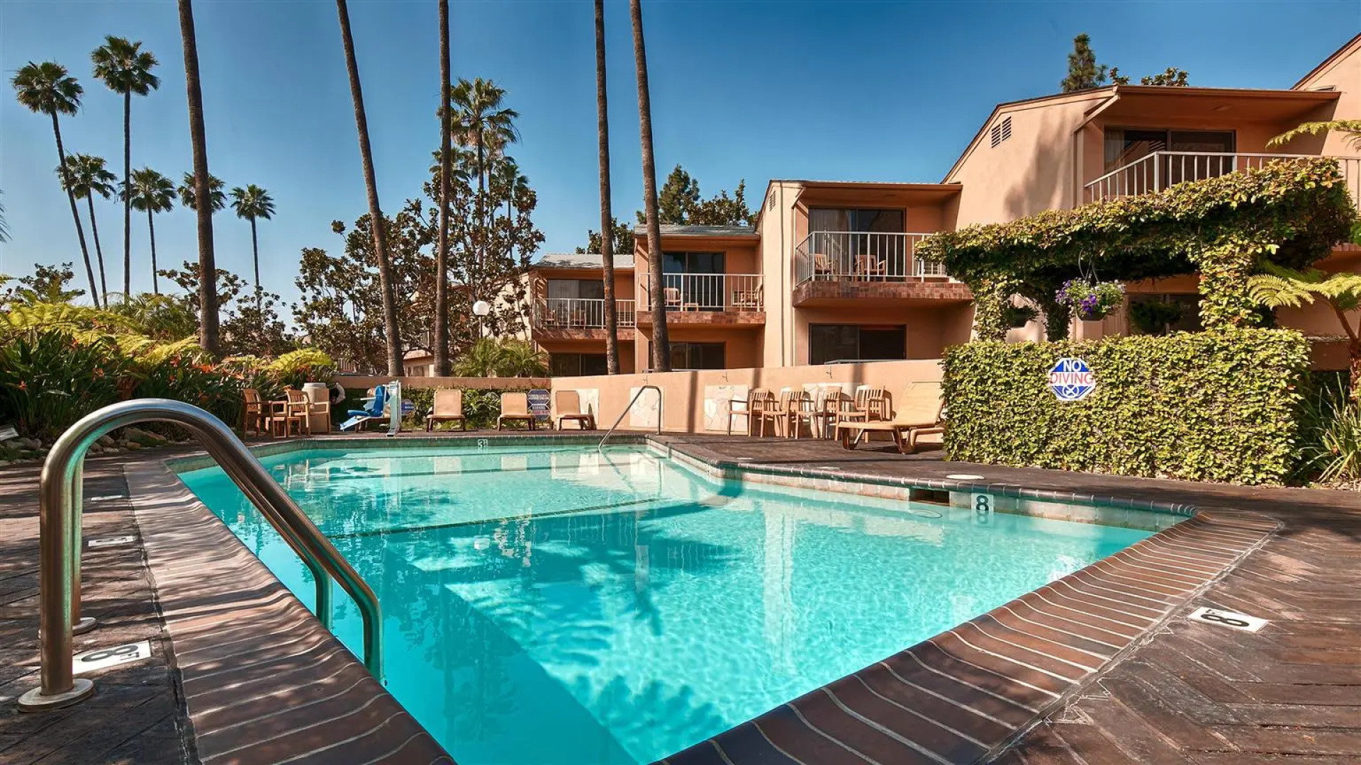 Best Western Pine Tree Motel