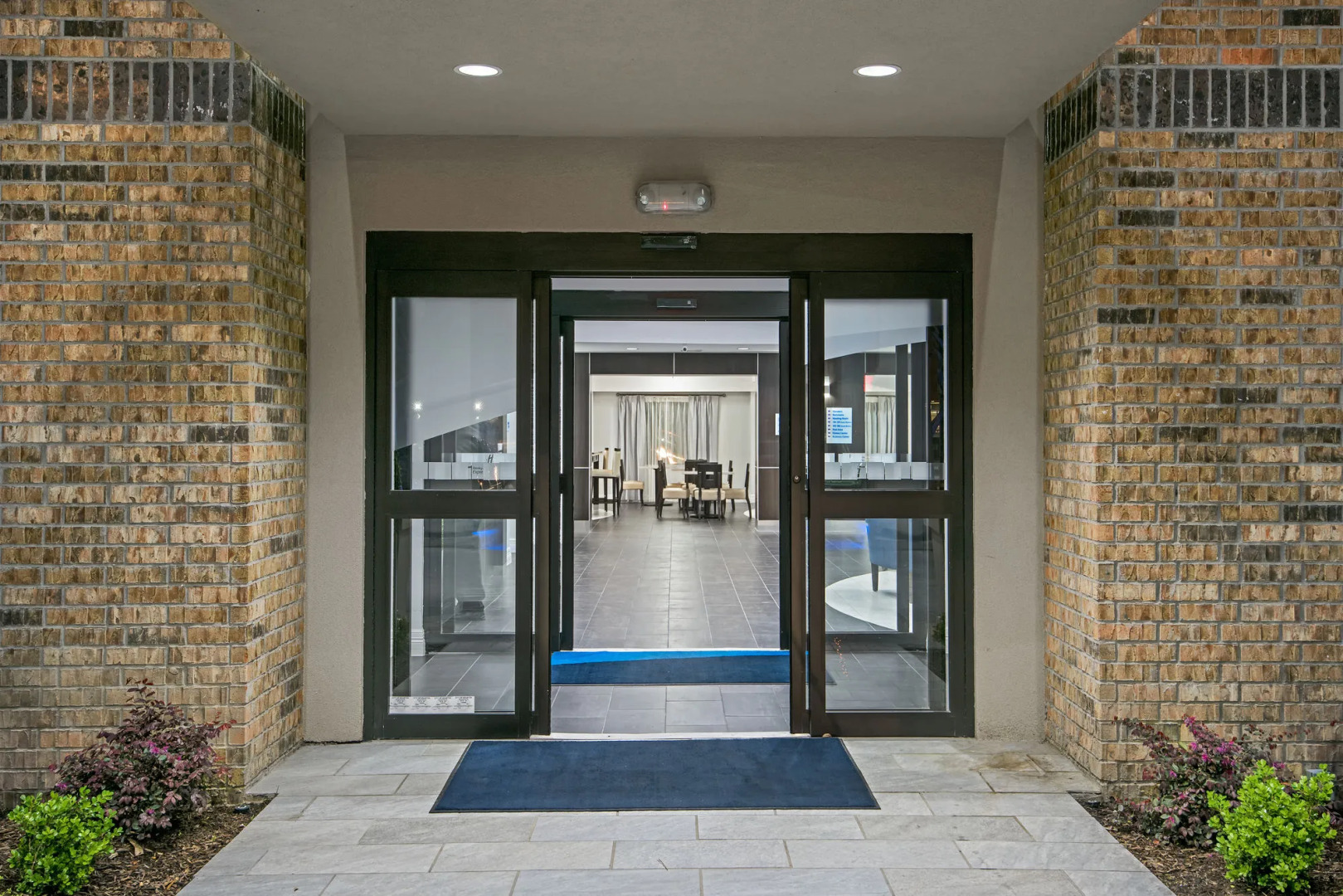 Holiday Inn Express & Suites Houston North - IAH Area by IHG