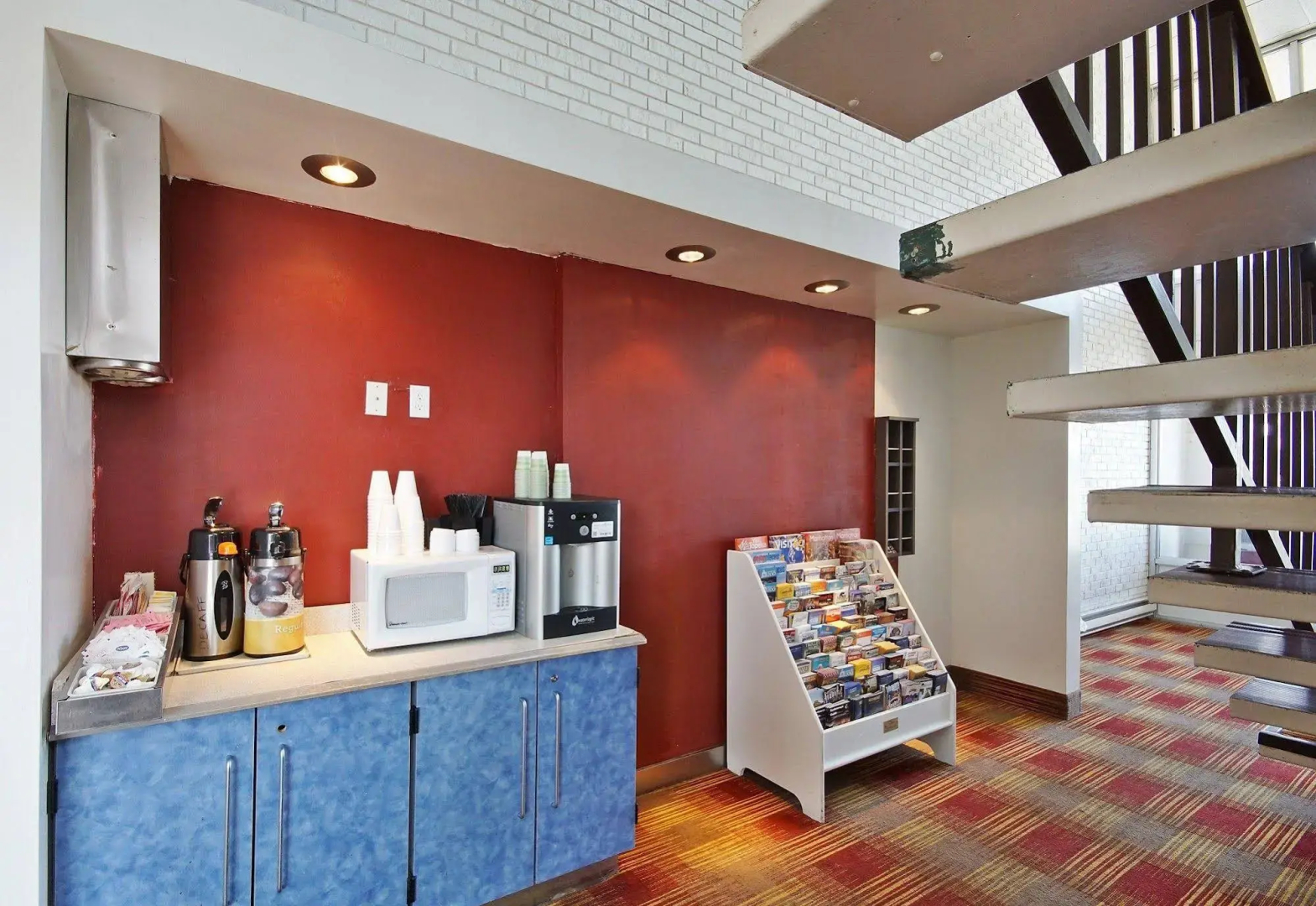 Countryside Suites Kansas City Independence I-70E Sports Complex Hotel