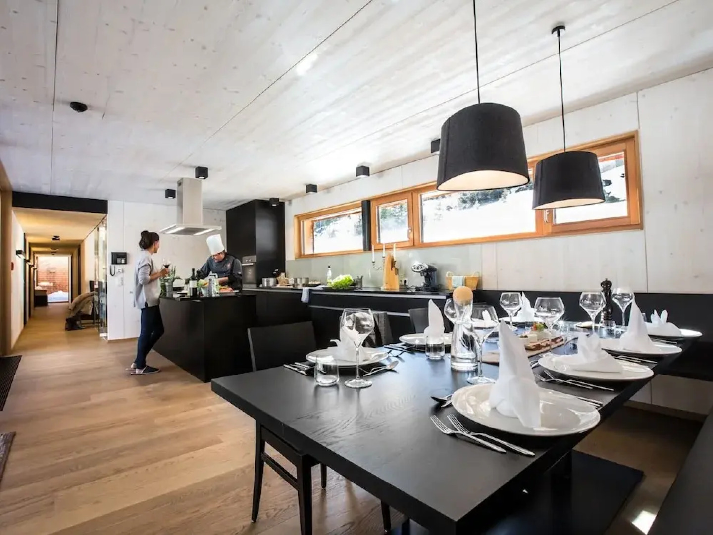 Chalet Resort Near Lake