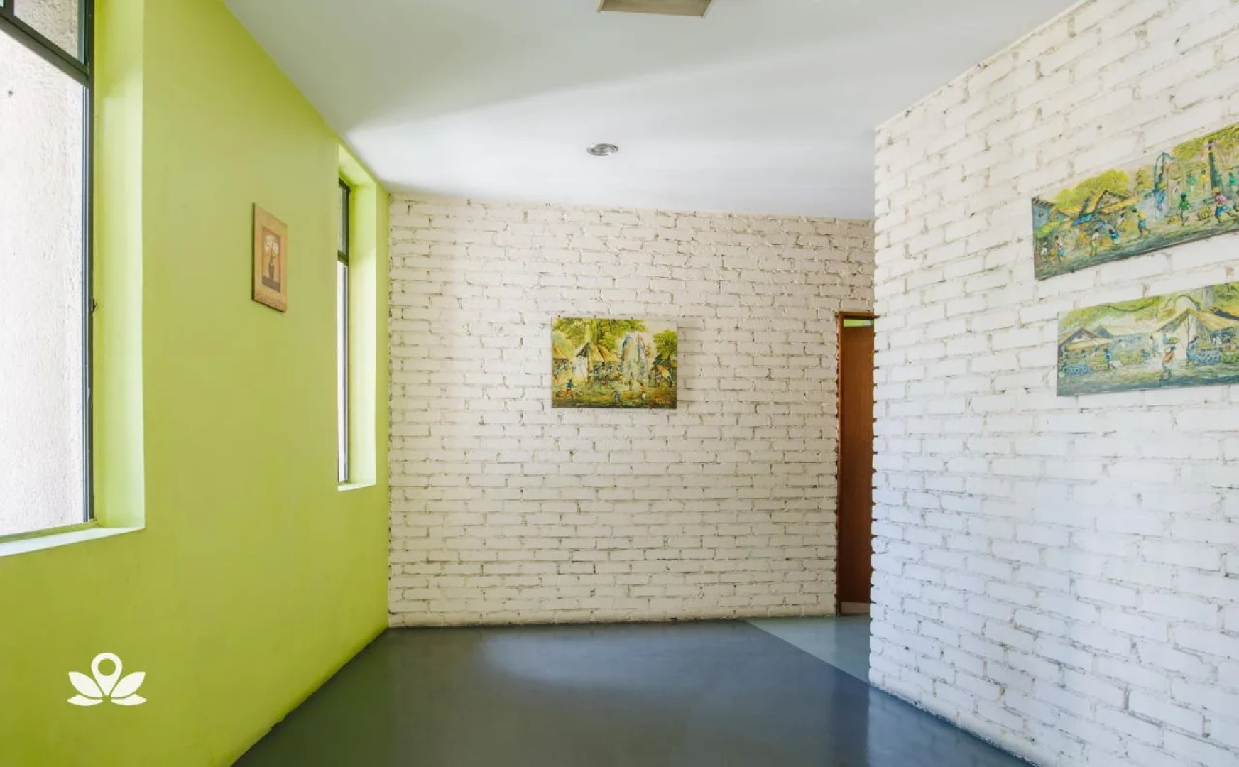 The Explorers Guesthouse and Hostel