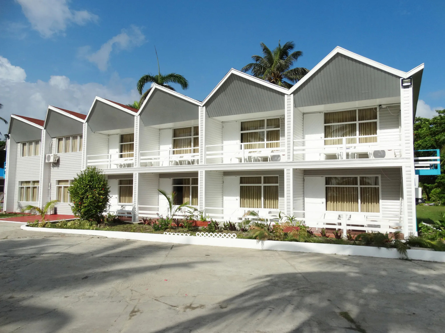 On Vacation Sea Horse All-Inclusive