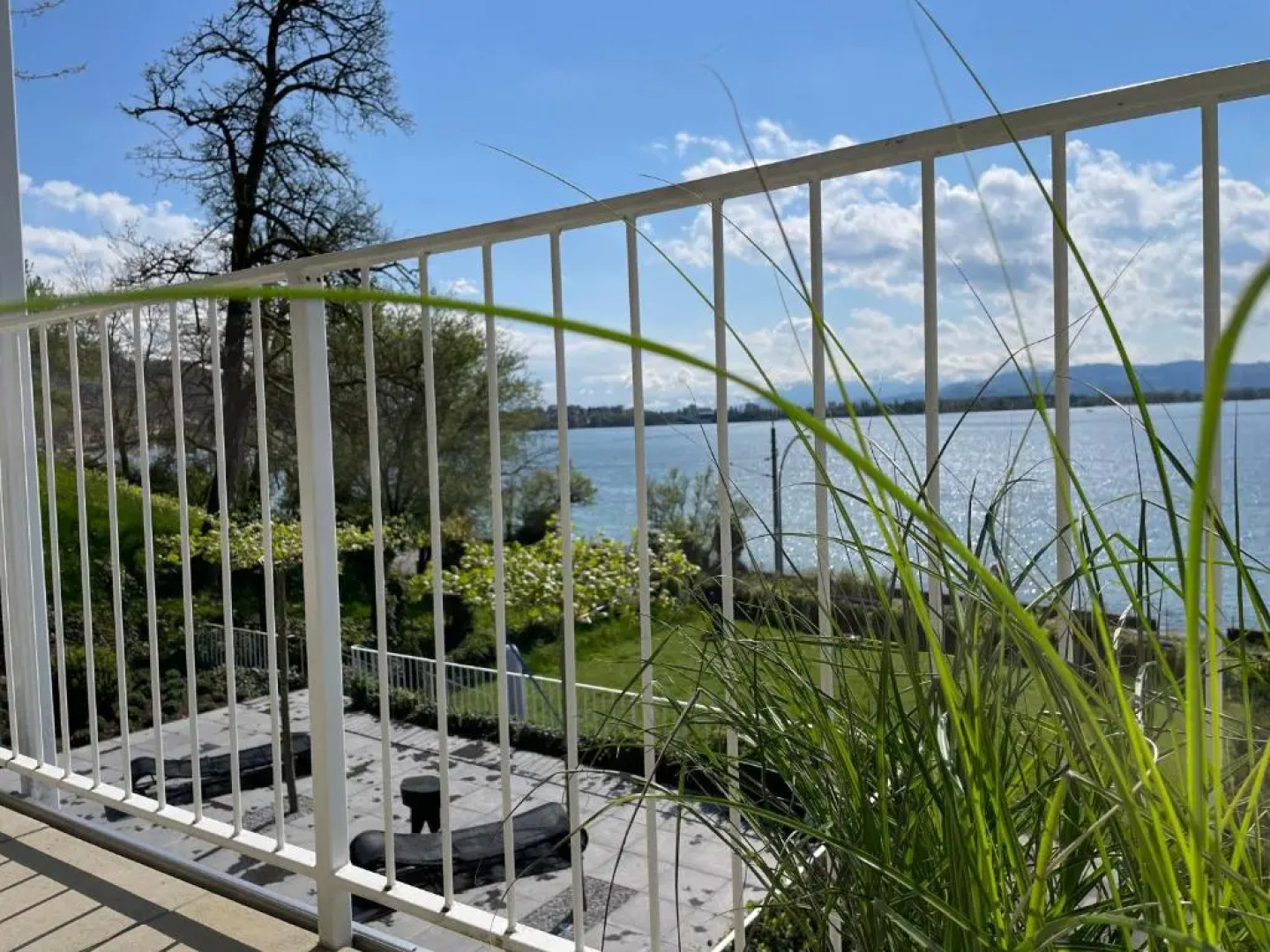 SUNSET Apartment direkt am Bodensee mit Parkplatz