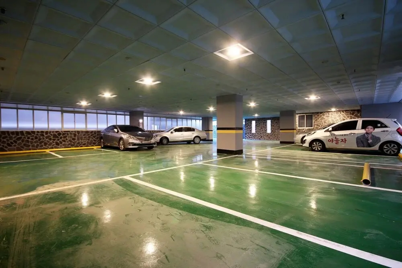 Daegu Dongdaegu Station London Boutique