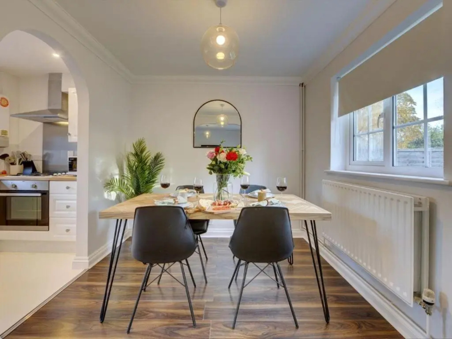 The Snagge I eco-Serviced Accommodation I A Cute Detached House I Large Garden I Pet Friendly I Free Parking I By SILVA