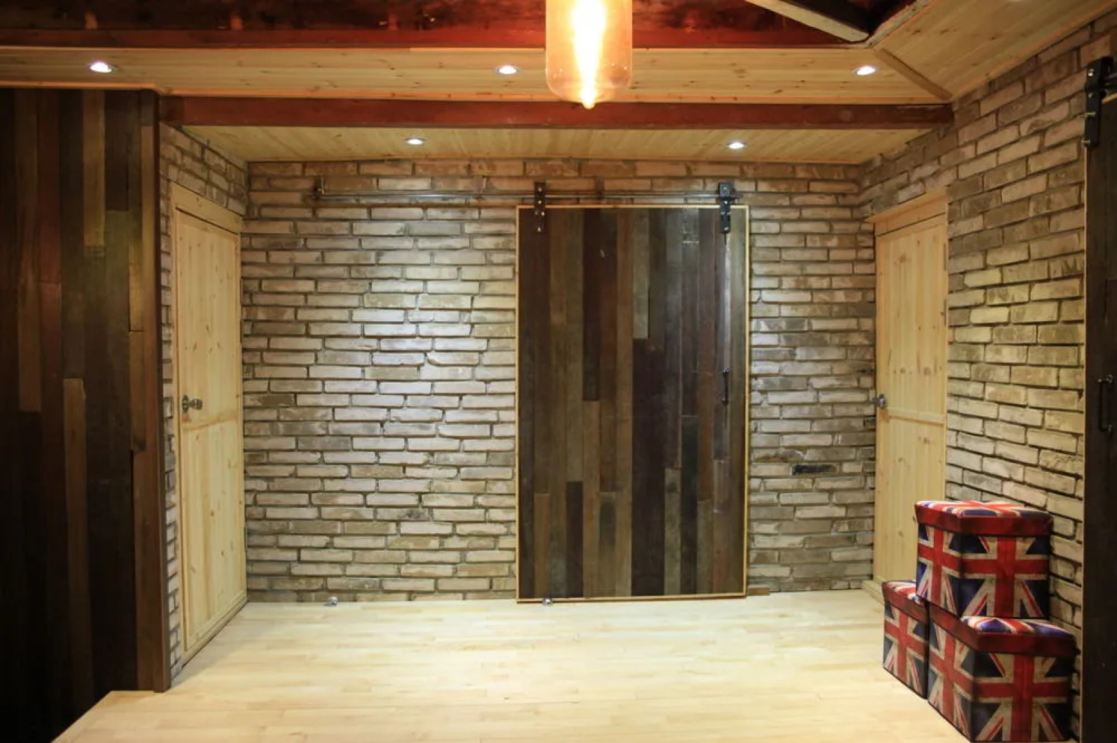 Poipu Surfing School Guesthouse - Hostel