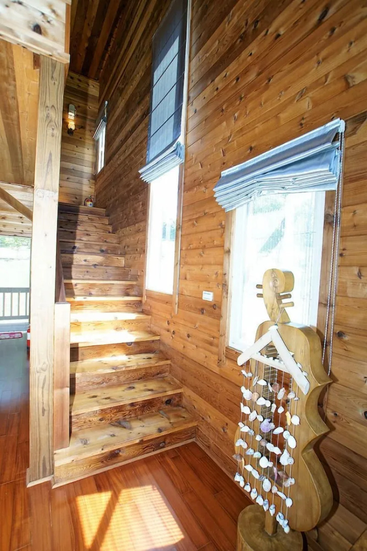 Beautiful Little Pony Villa