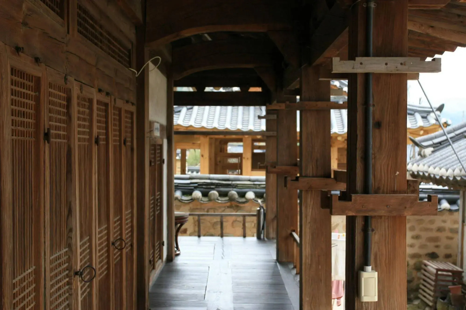 Geochang Choongsindang Donggae Jeongon Gotek