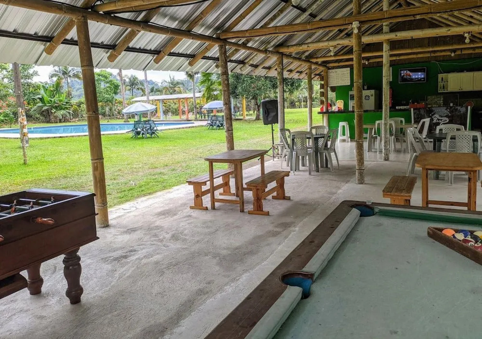 Puerto Quito Lodge By Dot Light