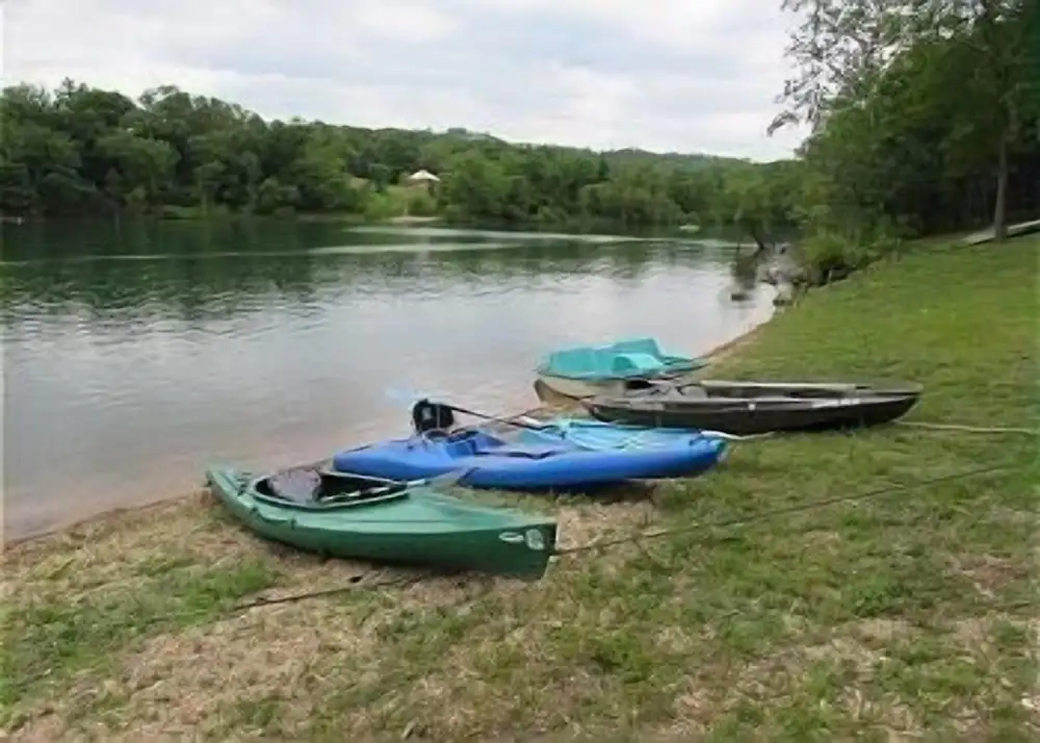 Lakefront Vacation Condo A-1 with Large Private Balcony by RedAwning