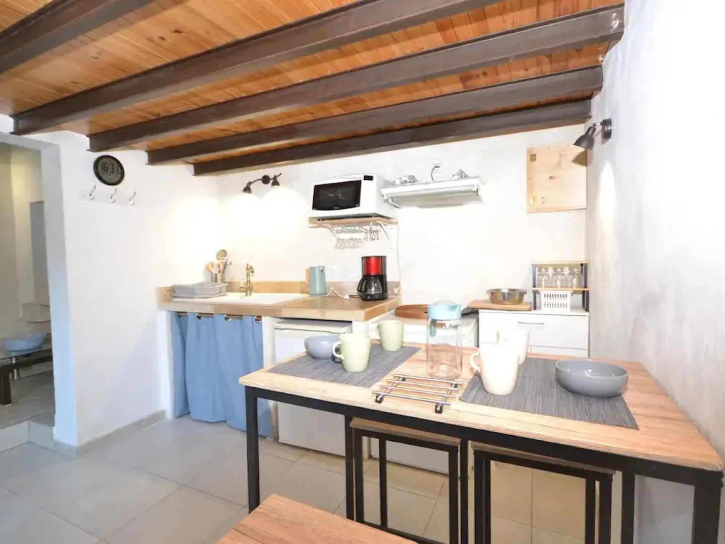 Villa With Swimming Pool Within the Luberon