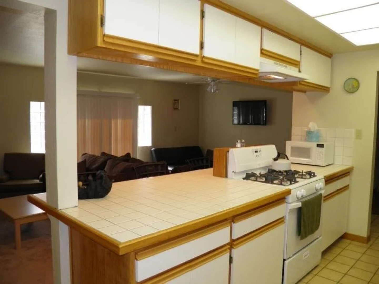 3221 Marlette Circle