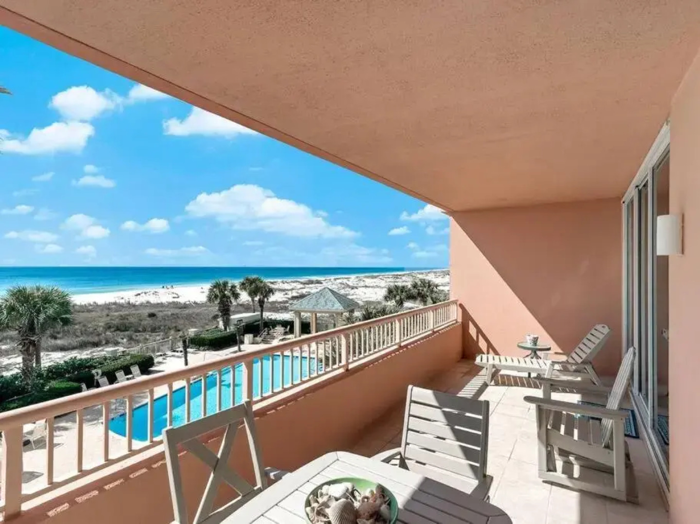 The Beach Club Doral 306 - Spacious Beachfront Condo!