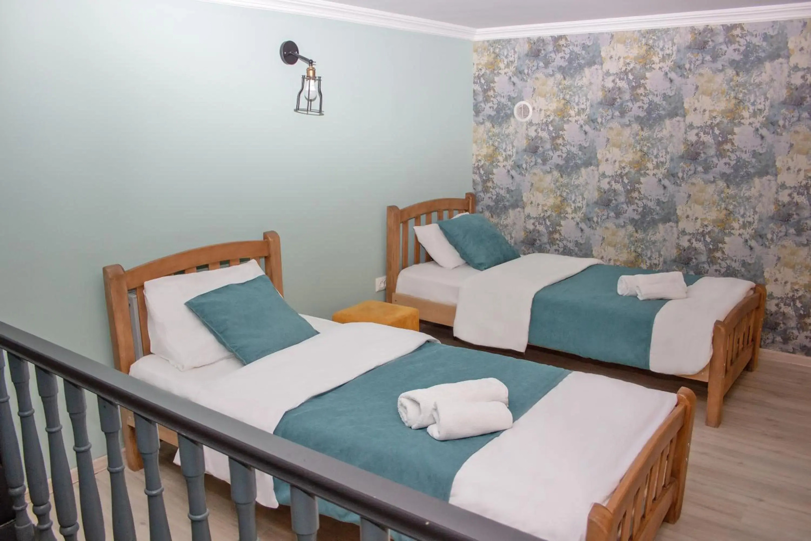 Отель Check Point