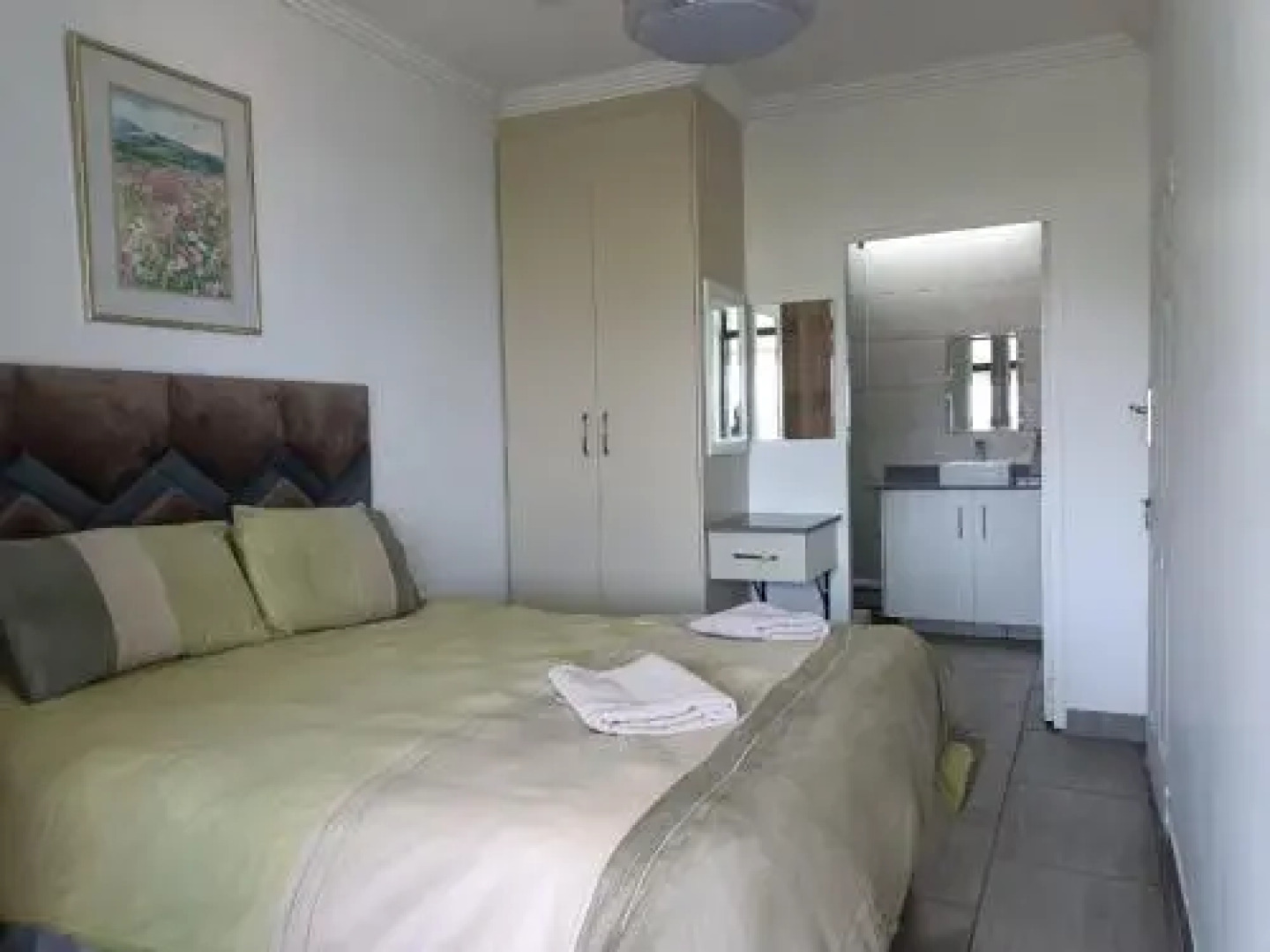 Dumela Margate Flat No 12