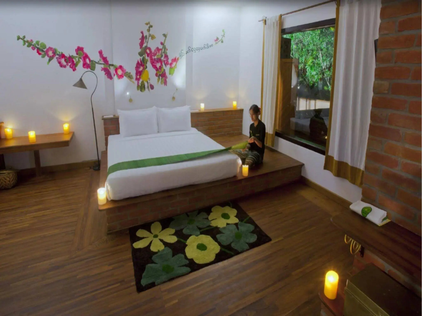 Thanakha Inle Hotel