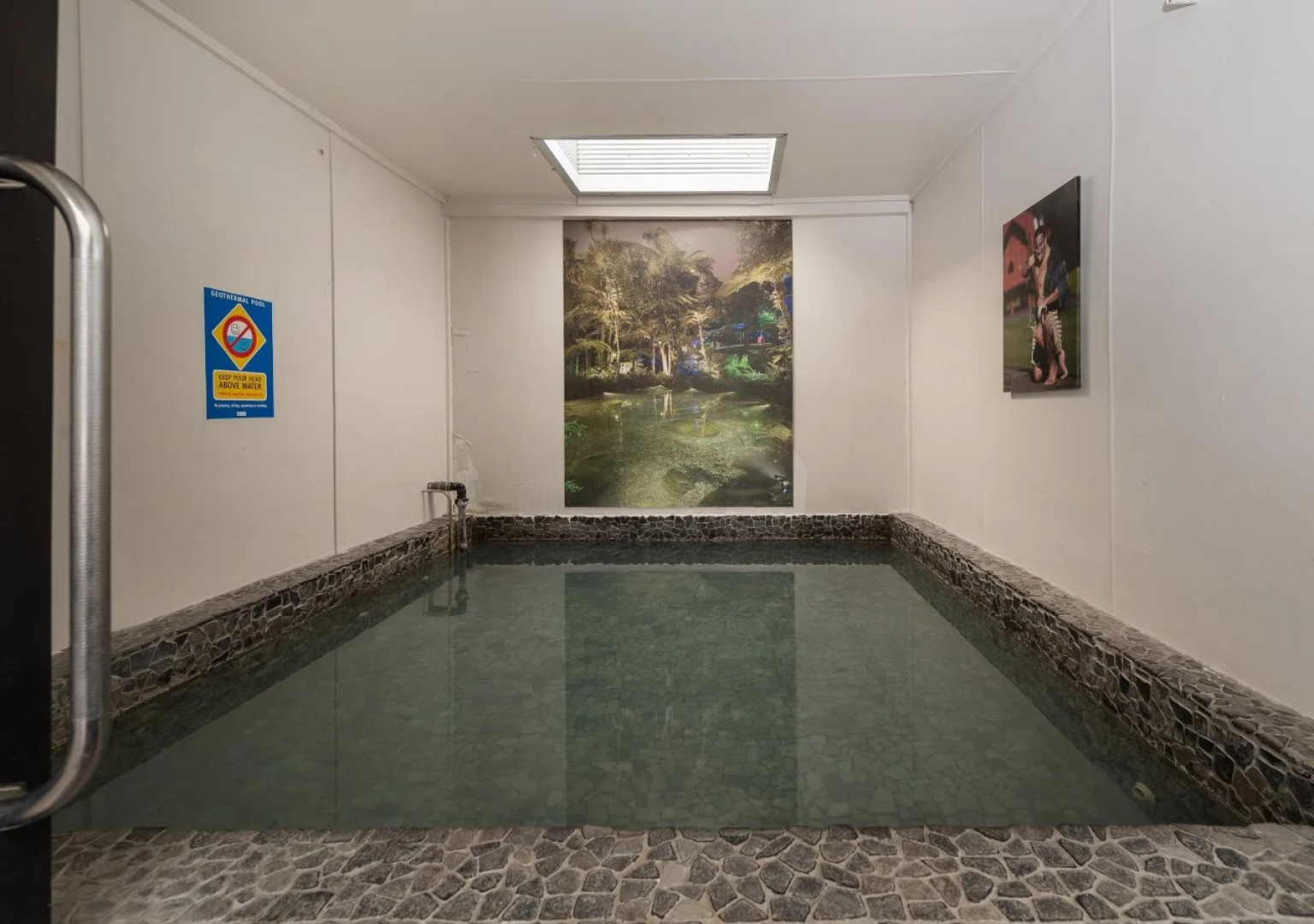 Red Rock Thermal Motel