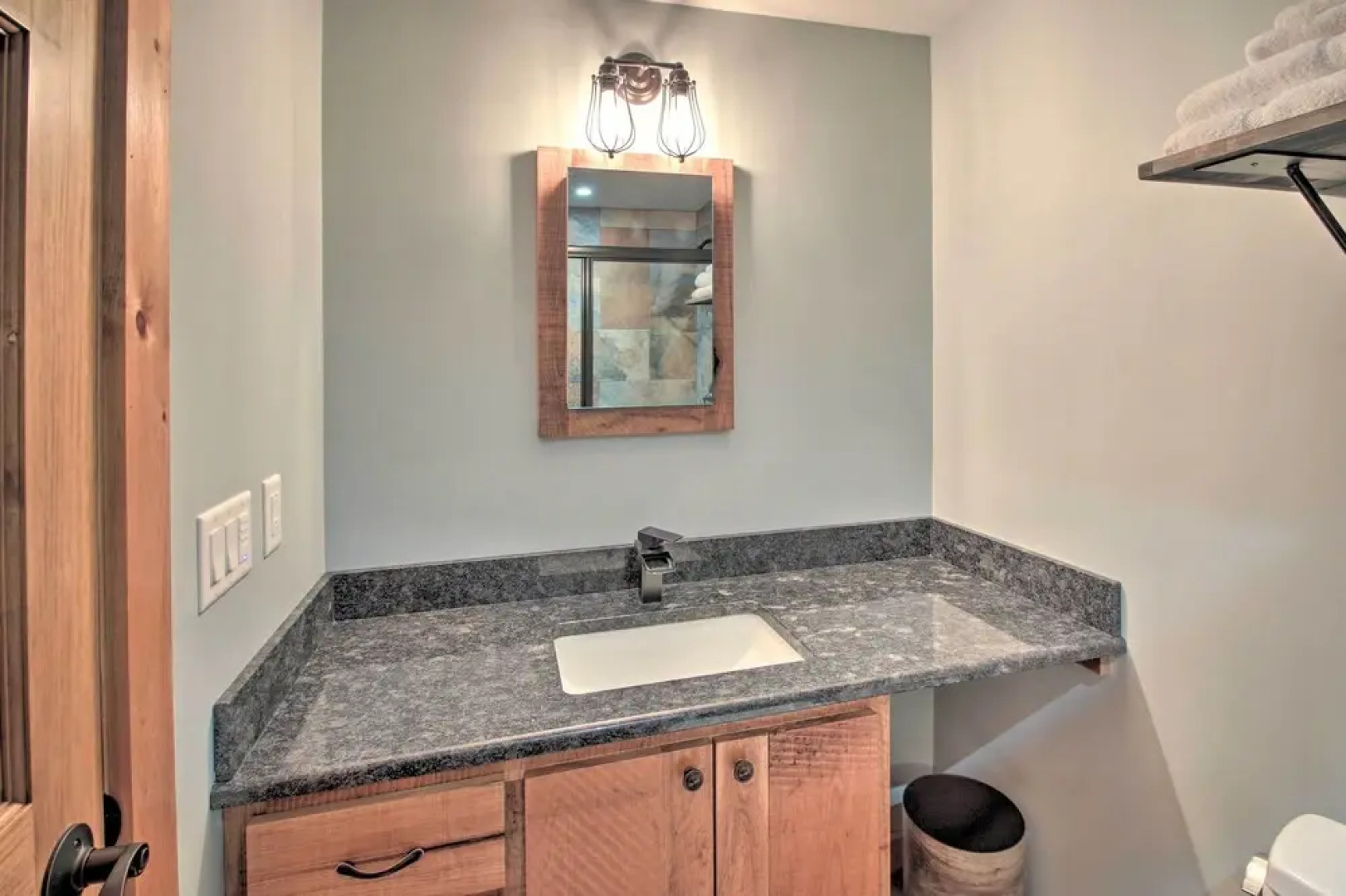 Slopeside Burke Mtn Condo w/ Amenity Access!