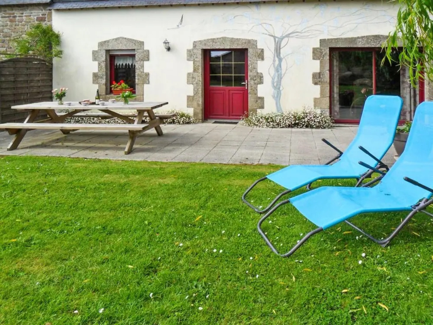 House With 3 Bedrooms in Pluvigner, With Furnished Garden - 23 km From