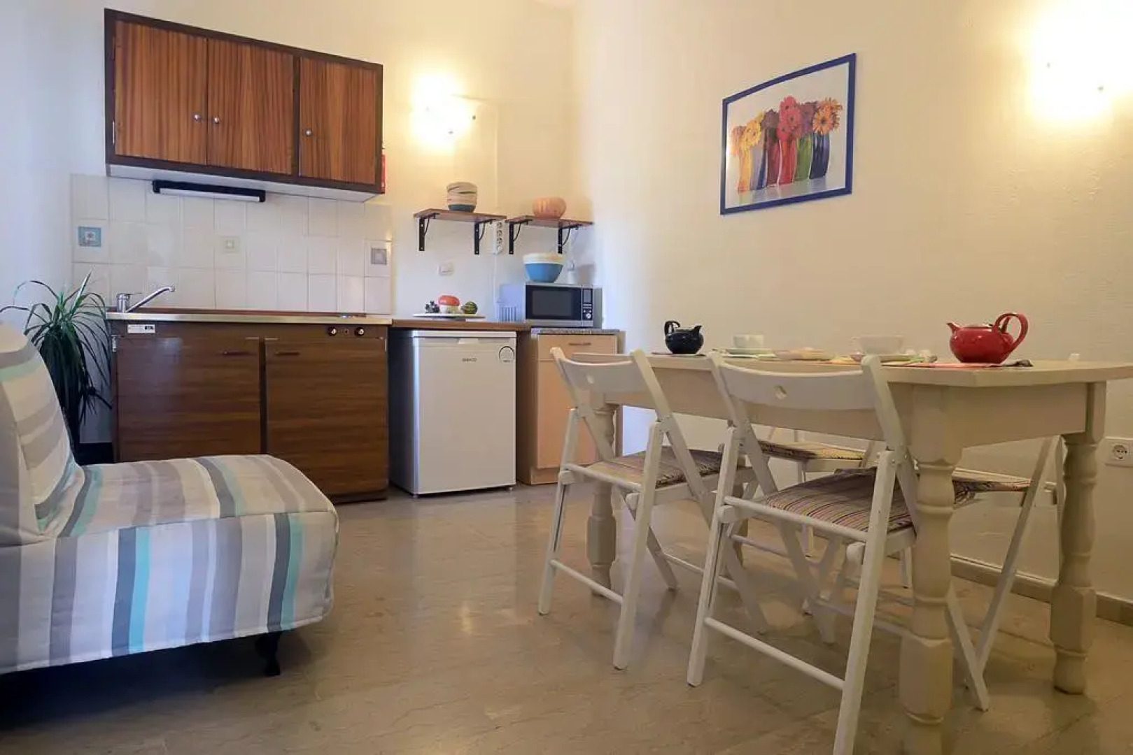 Captain's Apts Barbati