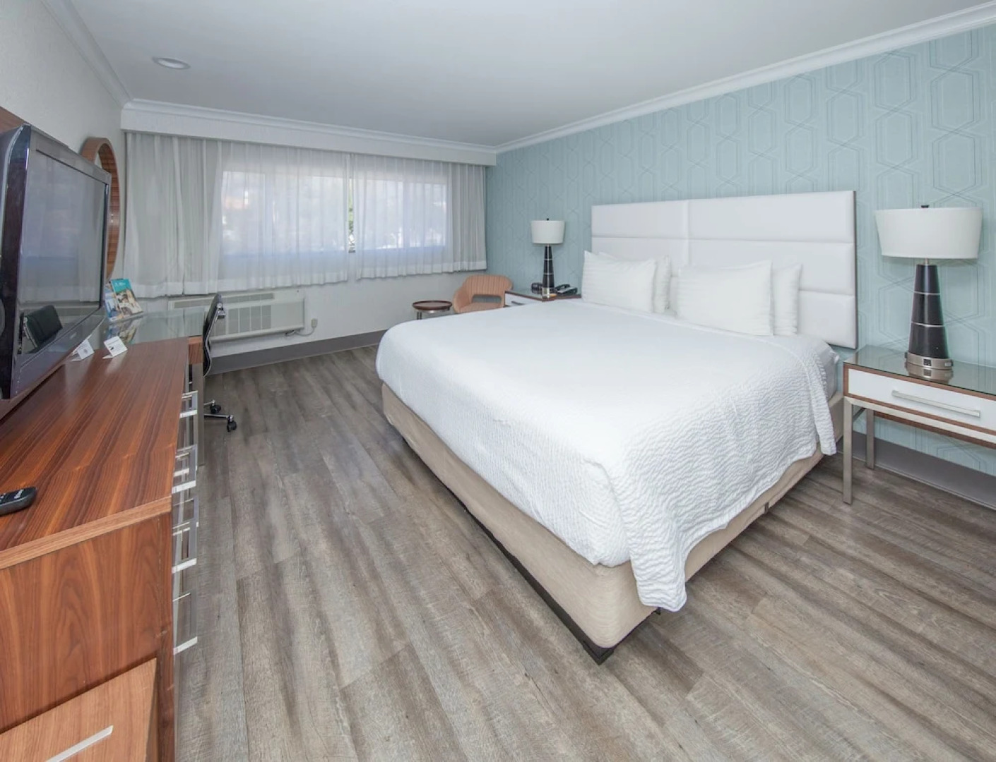 Pasadena Rose & Crown Hotel