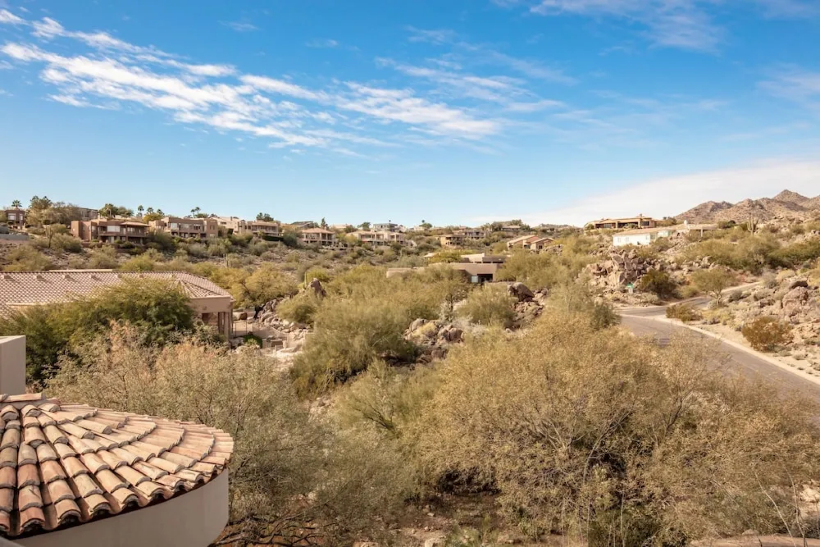 Extravagant Fountain Hills - 6 Br Home