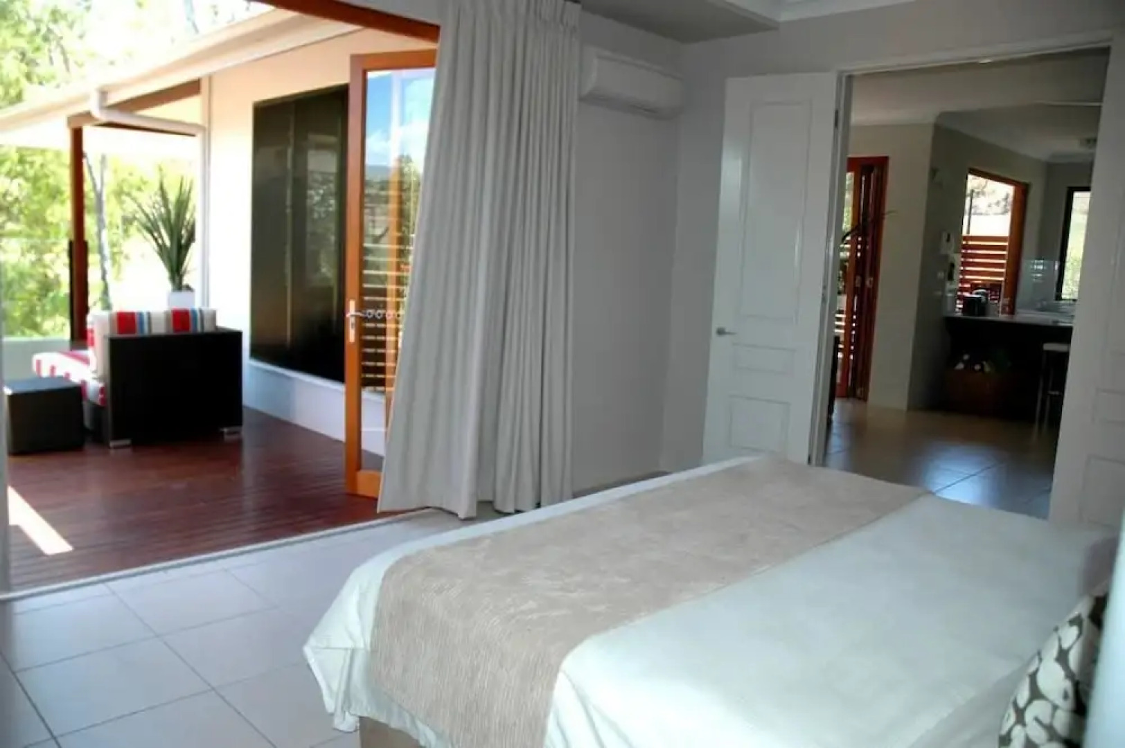 Trito - Luxury Holiday House