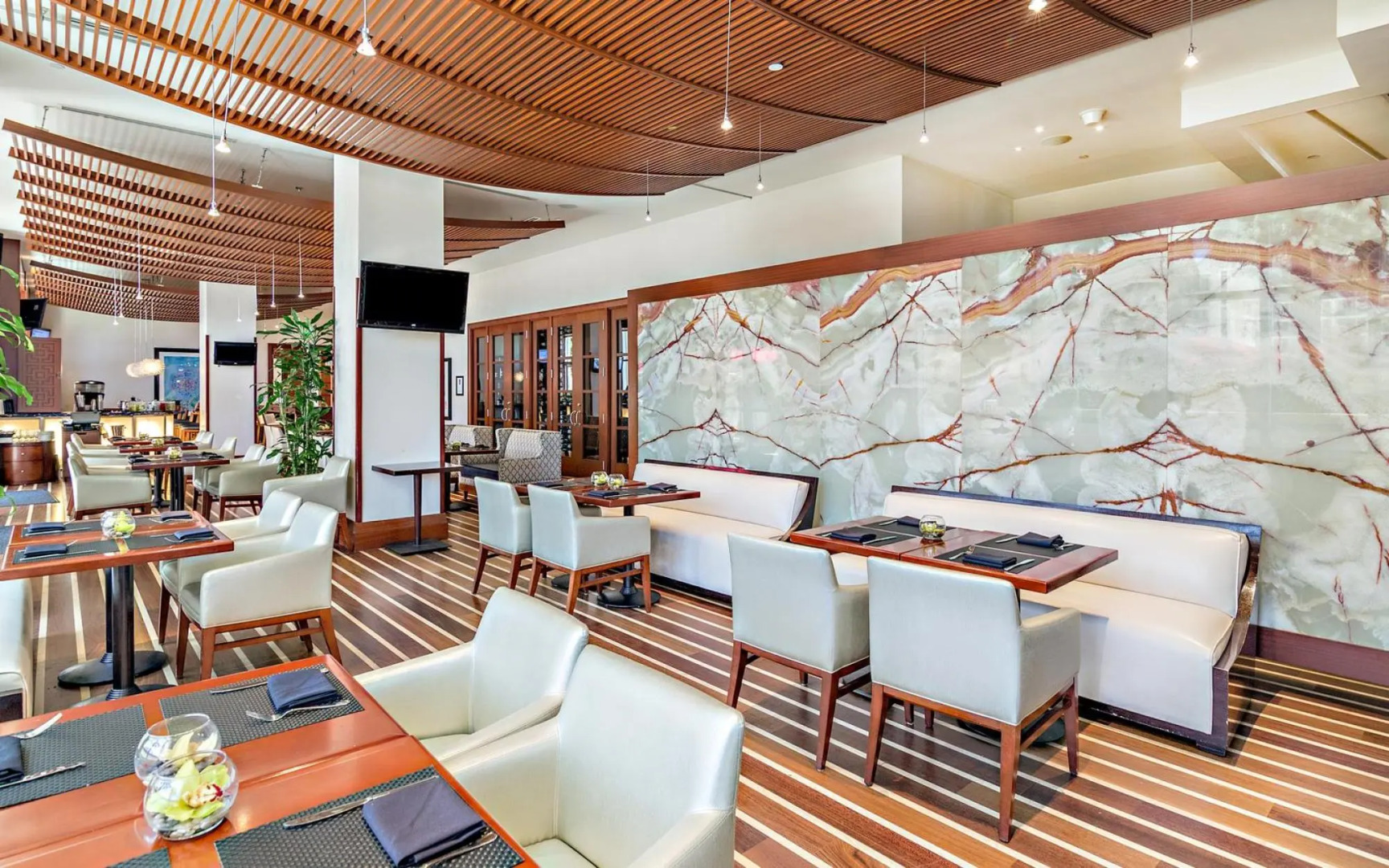 Ocean view 1 bedroom condo