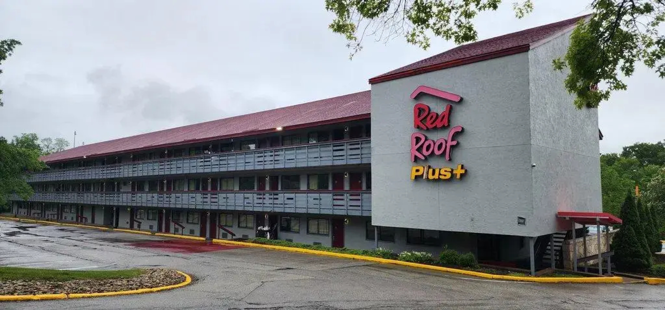 Red Roof Inn PLUS+ Pittsburgh East - Monroeville