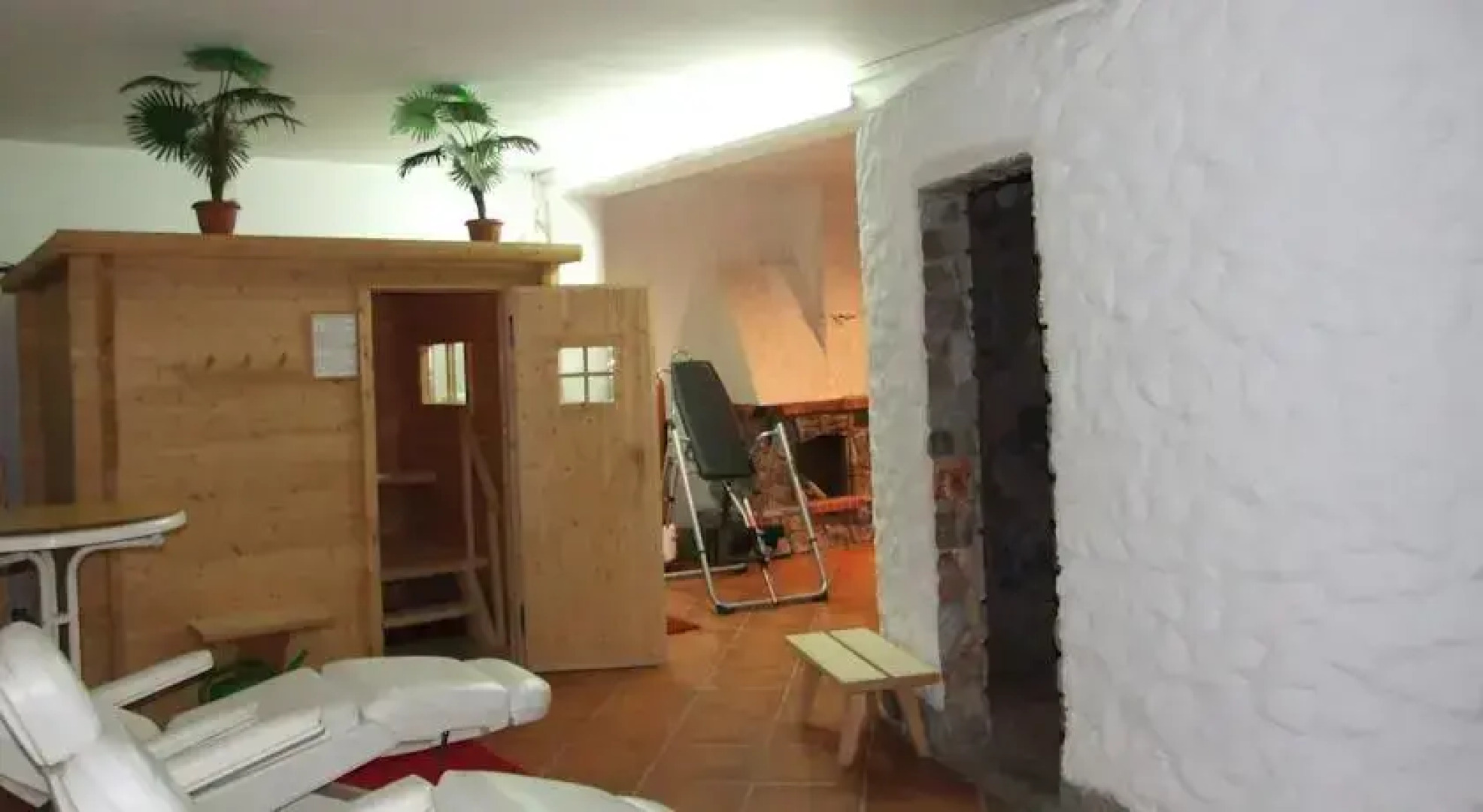 Dom Wypoczynkowy "Pod Strzechą" w Giewartowie