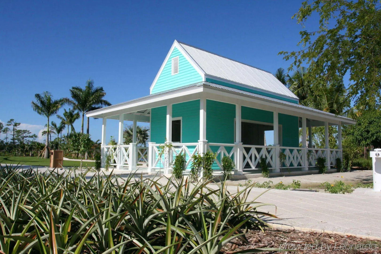 Holiday Inn Express Hotel Naples Downtown - 5th Avenue