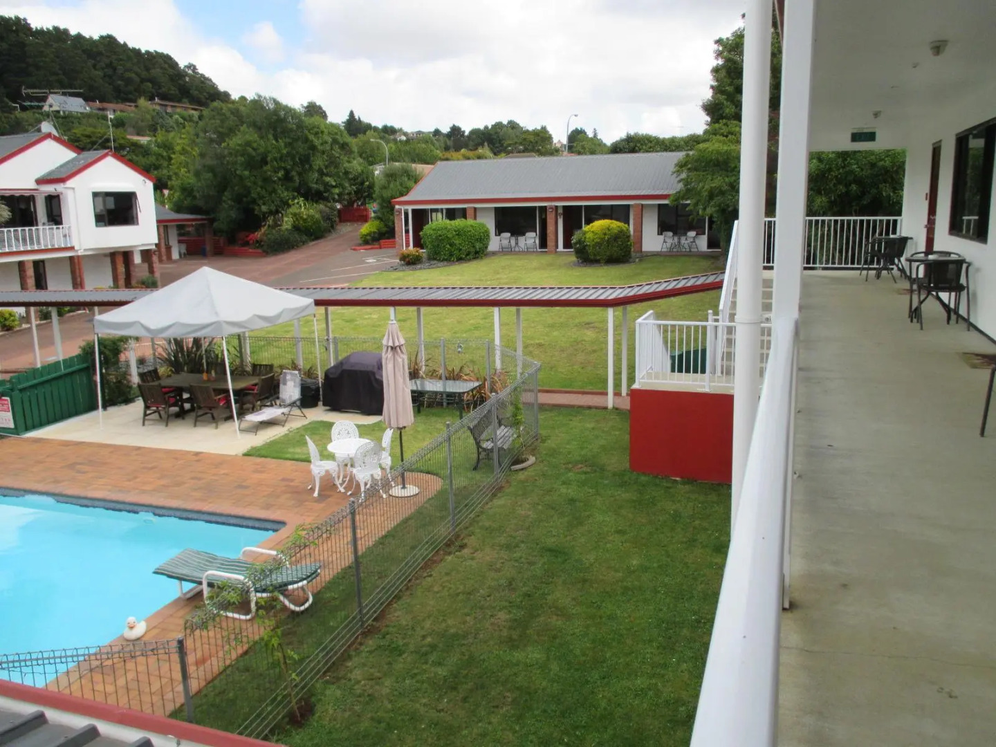 Bk's Counties Motor Lodge