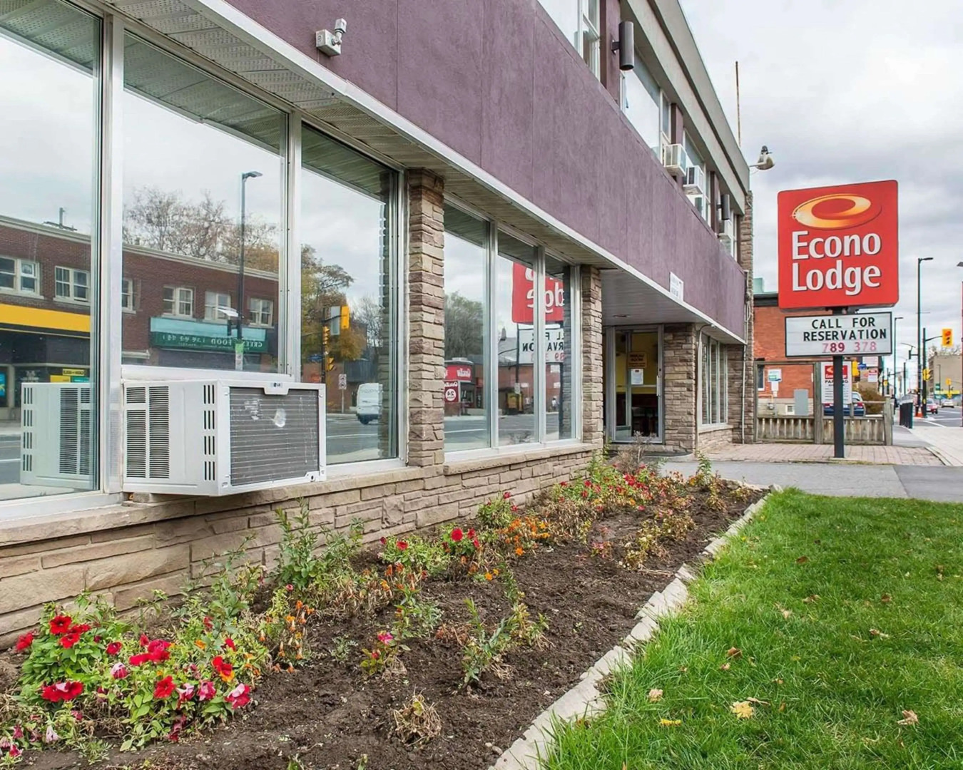 Econo Lodge Downtown Ottawa