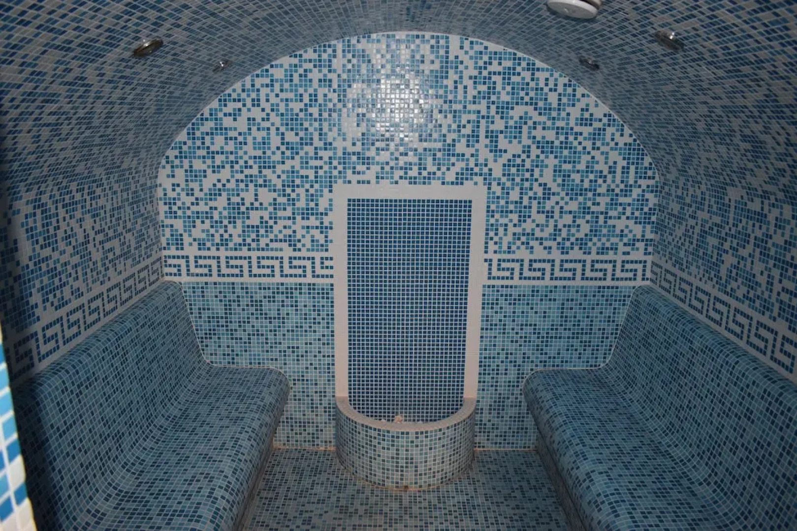 Balneo Hotel St Mina