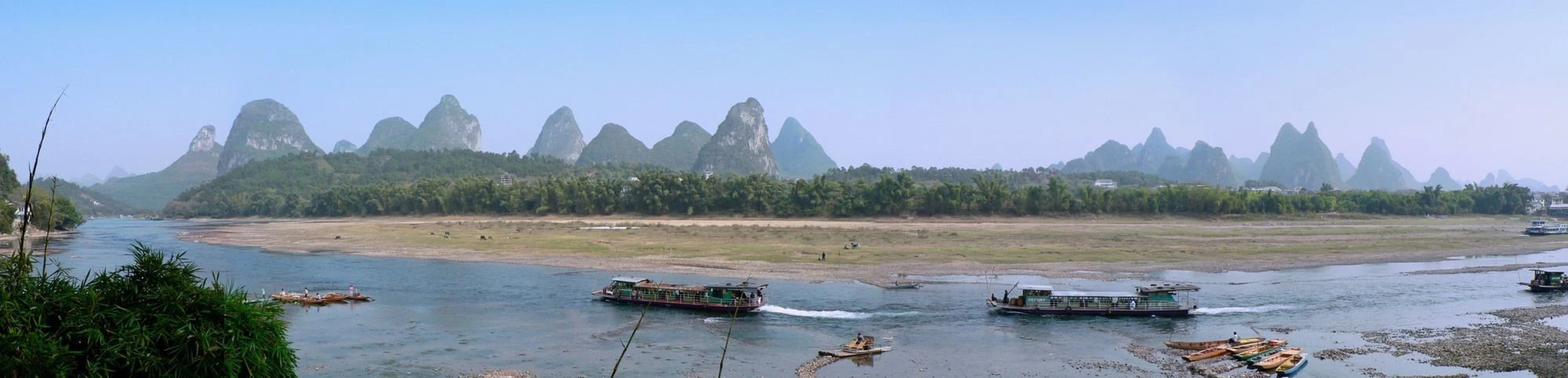 Riverside Retreat Hotel