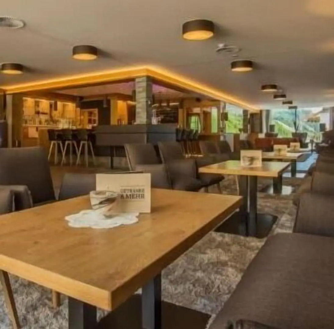 DAS VIER Sport,- und Wellnesshotel