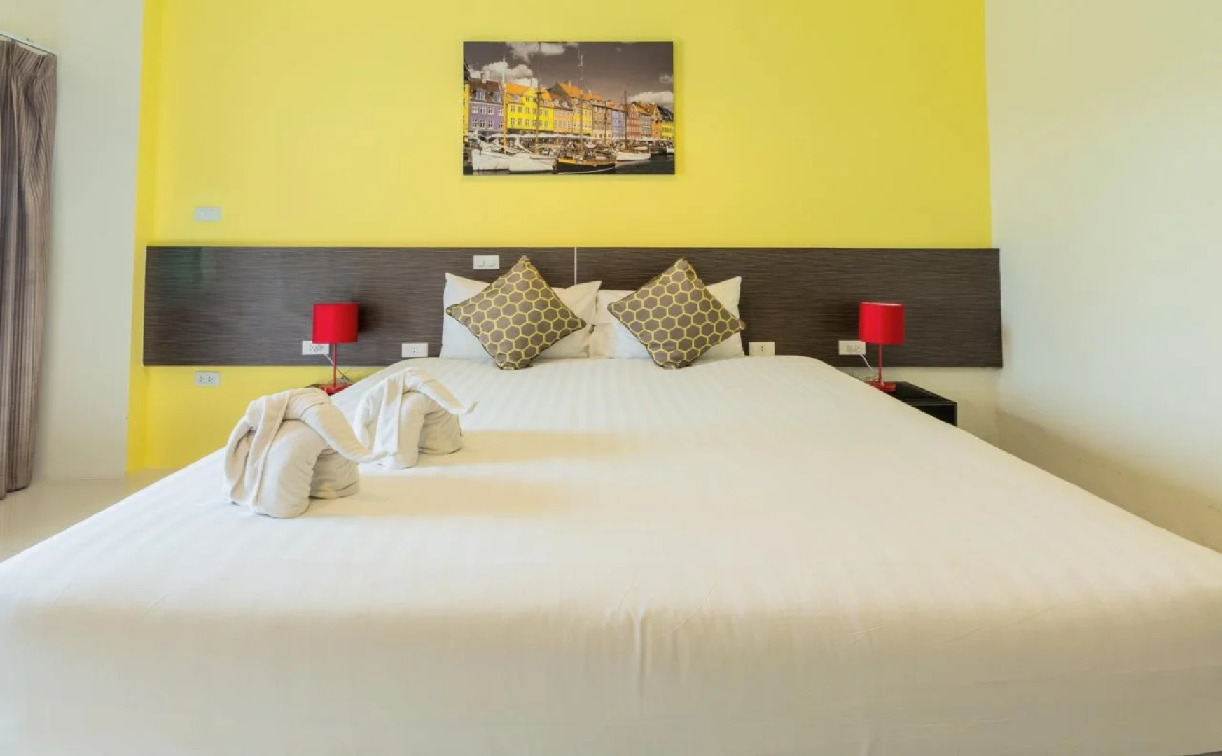 The Rich Hotel Ubonrachatani