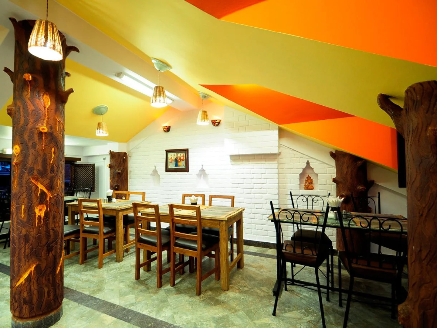 Siddhi Home & Restaurant
