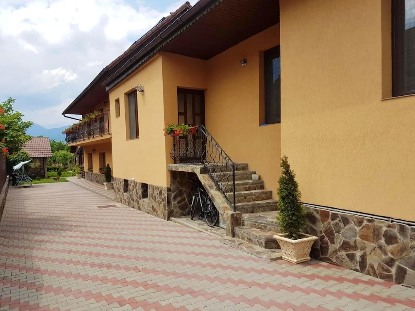 House With 3 Bedrooms in Scele, With Furnished Terrace and Wifi