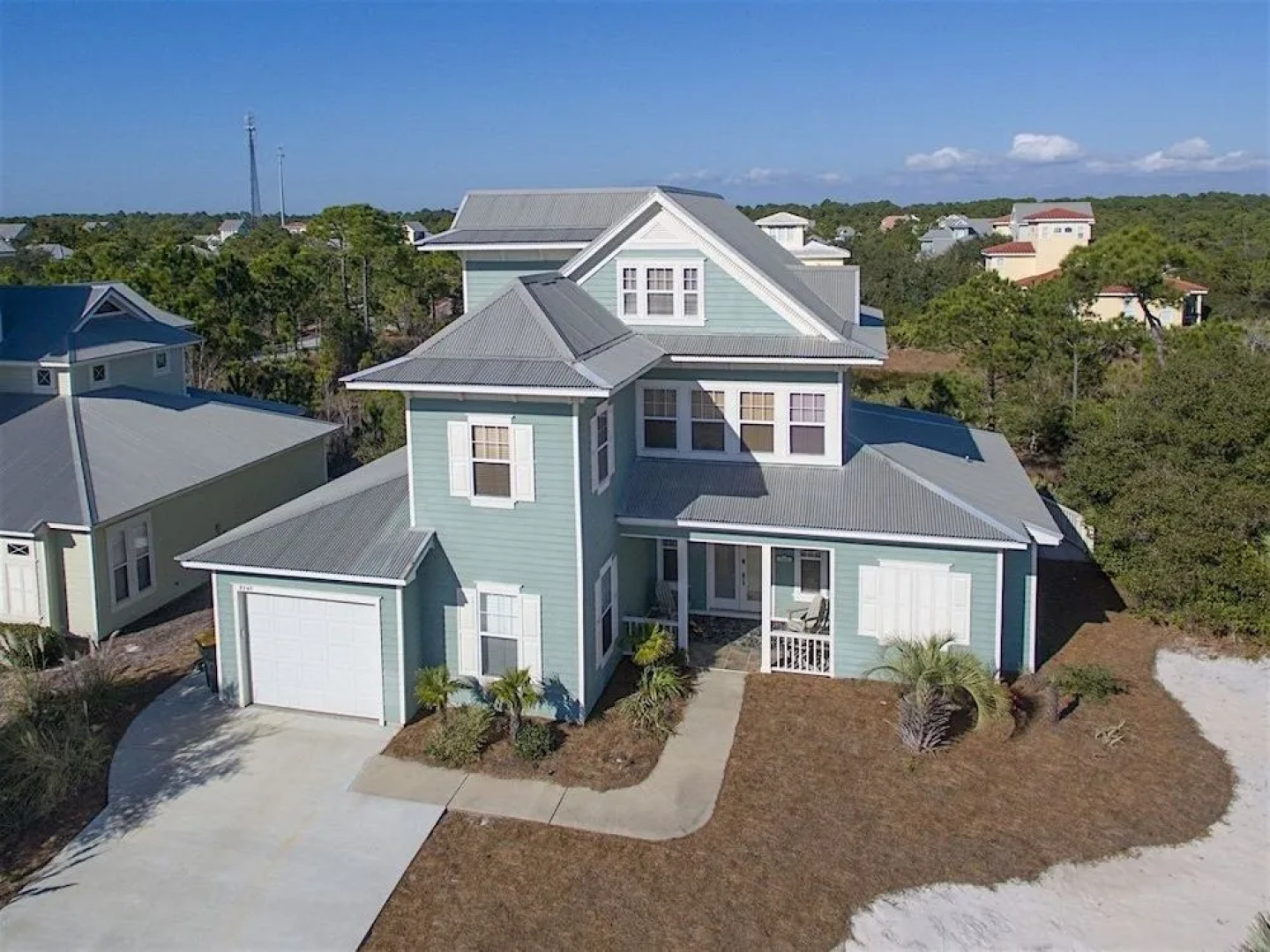 Coquille at Martinique on the Gulf by RedAwning