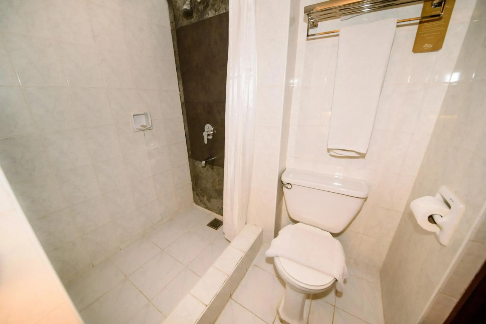 Montebello Villa Hotel