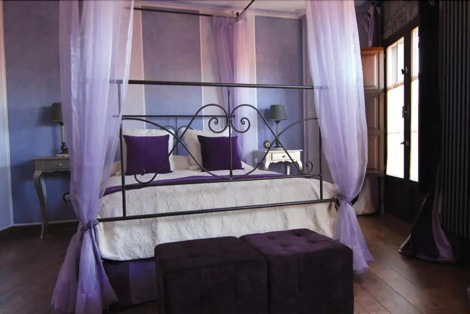 Hotel Rural La Tenada