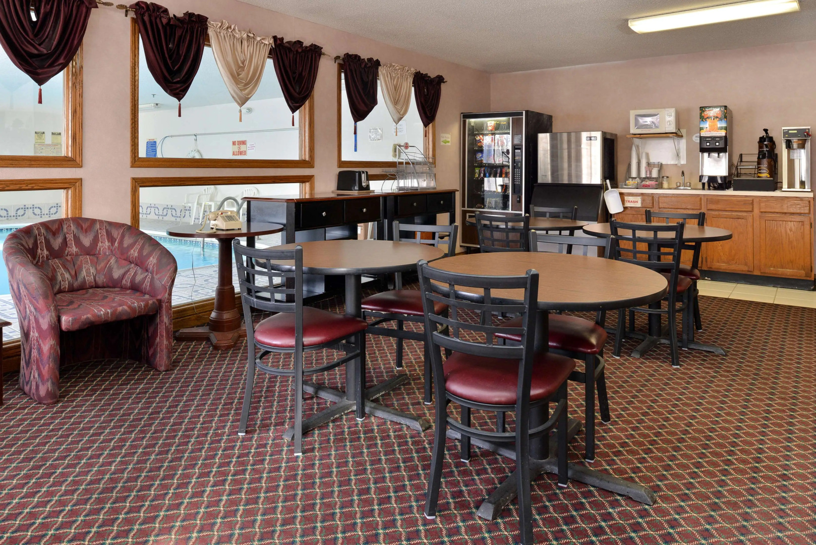 Americas Best Value Inn Beardstown