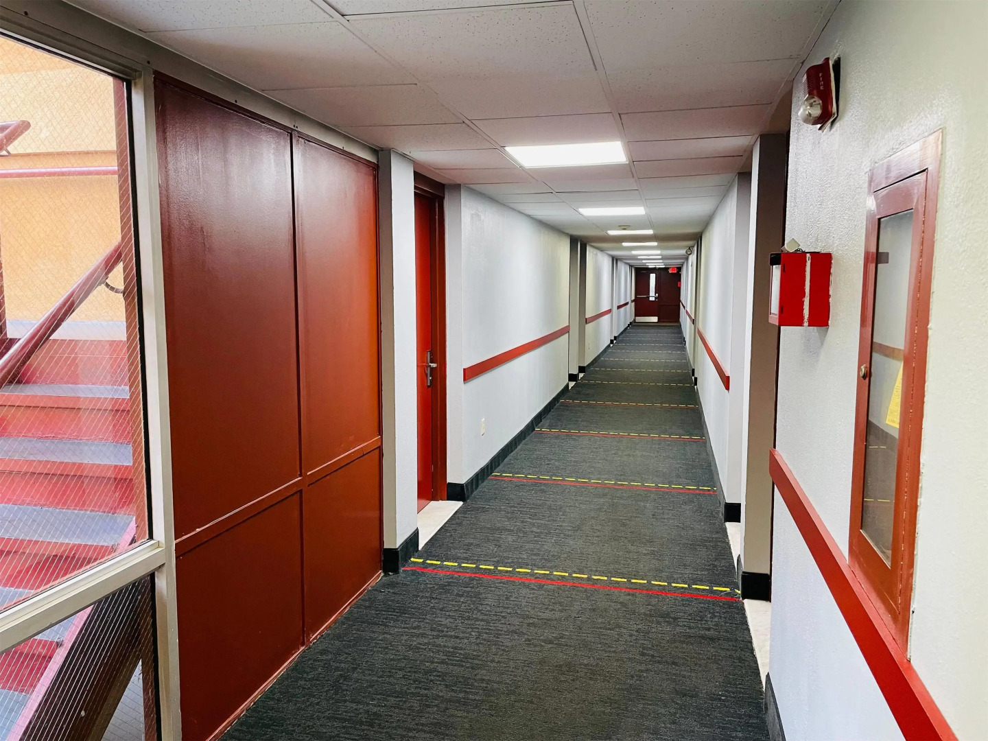 Super 8 by Wyndham Gloucester