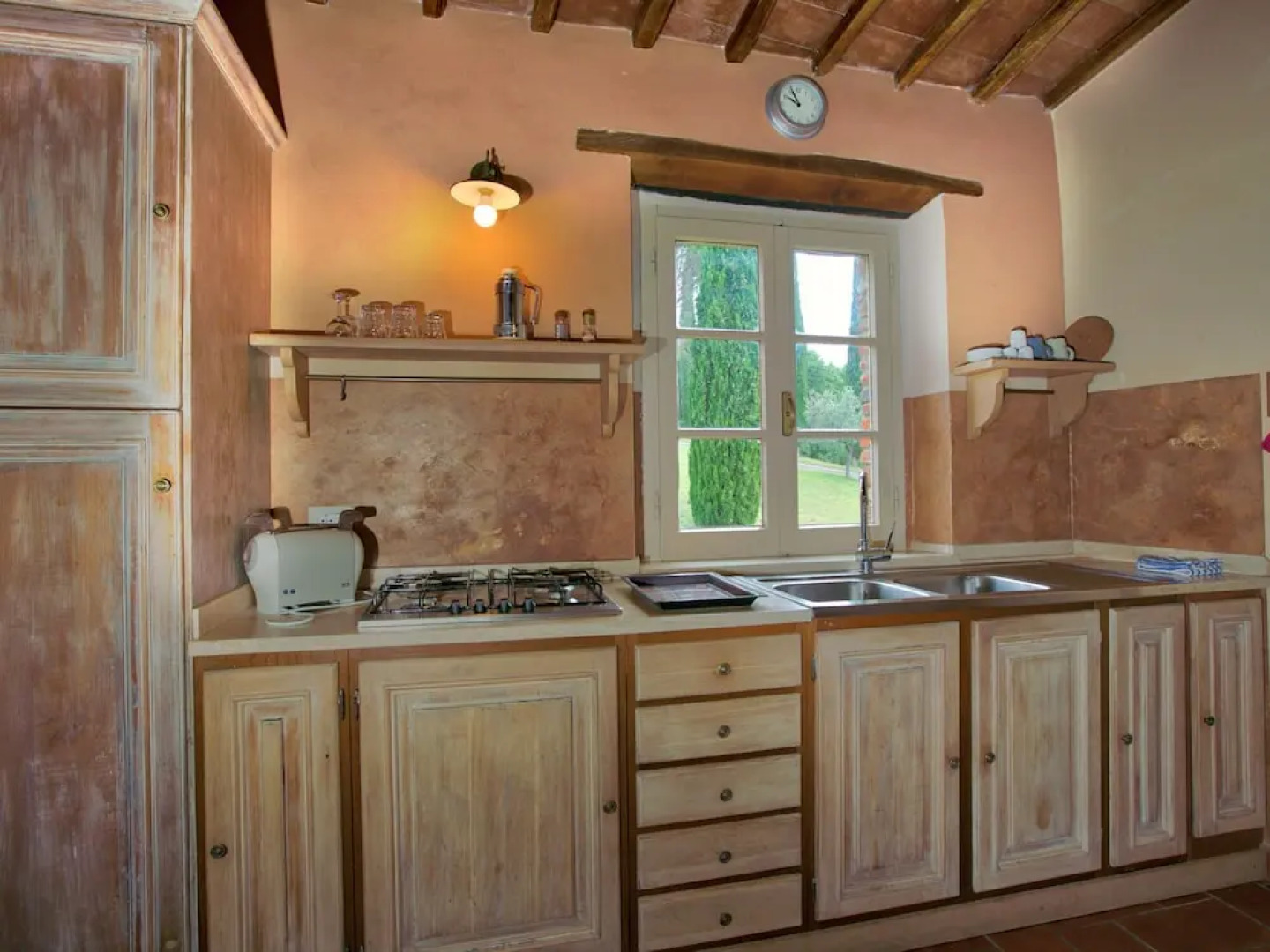 Hill-view Apartment in Lucignano With Private Terrace