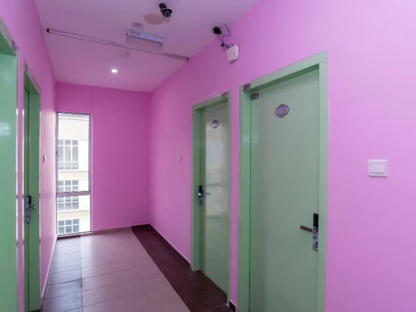 OYO 1172 Hotel Shlyo