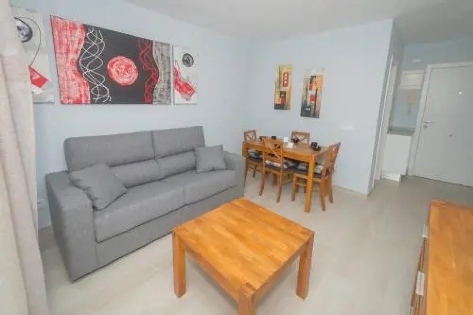 36 Avenida Juan Carlos I