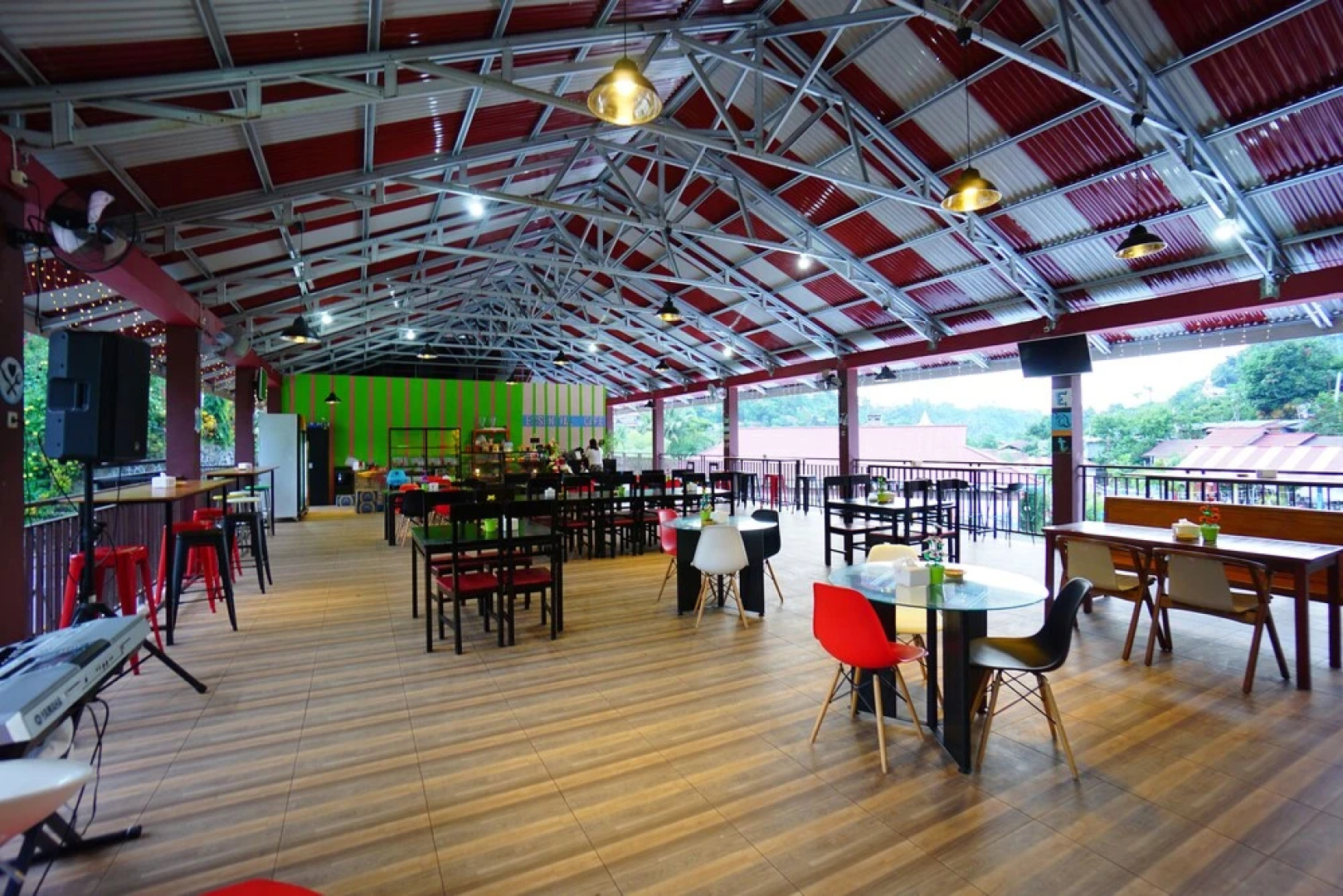 OYO 1254 Golden Lake Resort