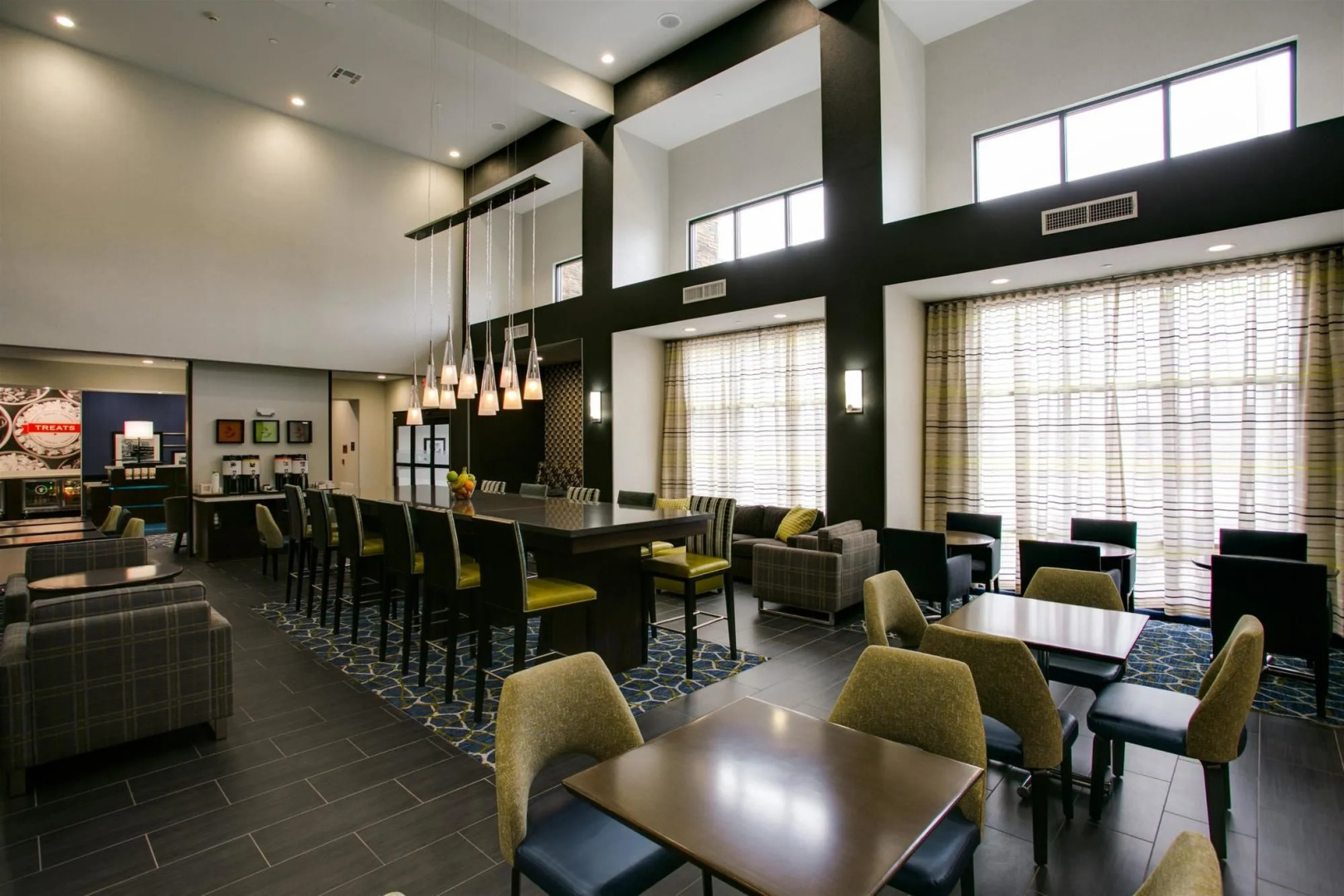 Hampton Inn & Suites Dallas/Ft. Worth Airport South